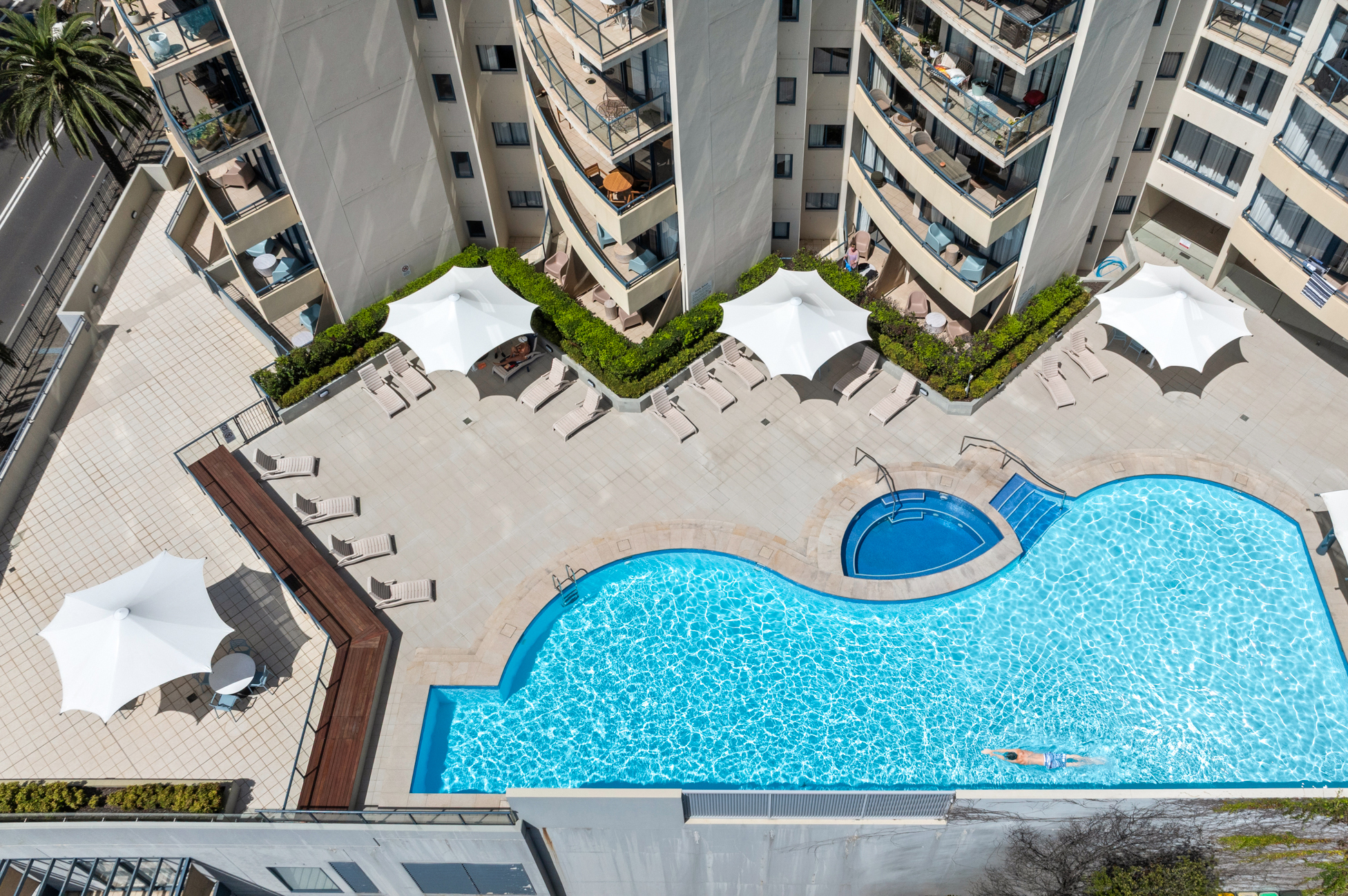 Airbnb Poolside